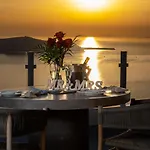 Hotel U & Me Fira (Santorini)