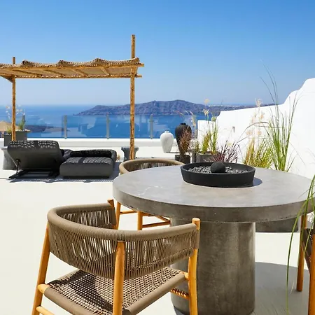 U & Me Hotel