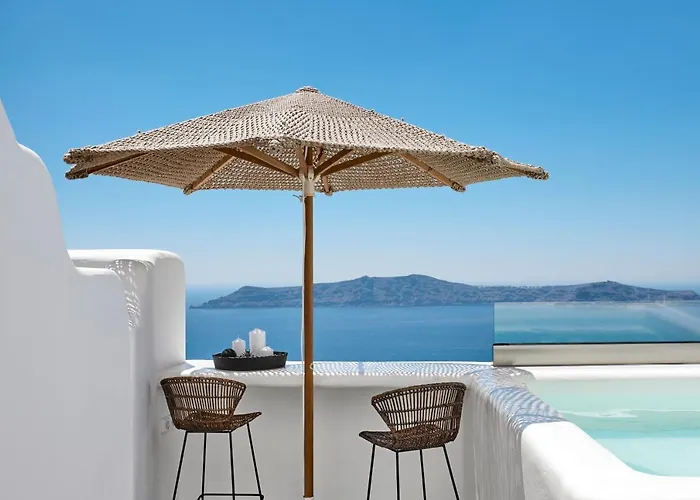 U & Me Fira (Santorini)