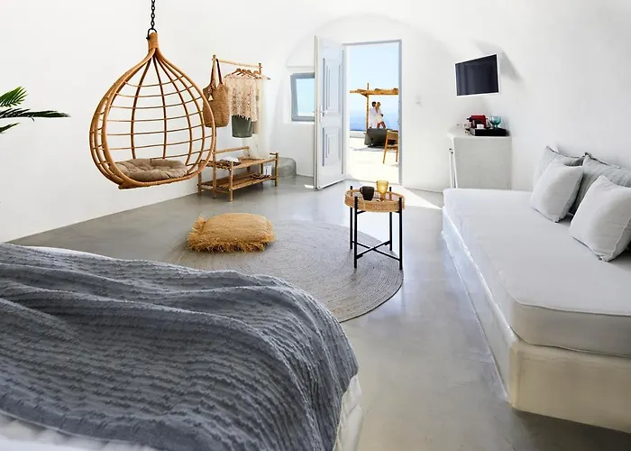 U & Me サントリーニ