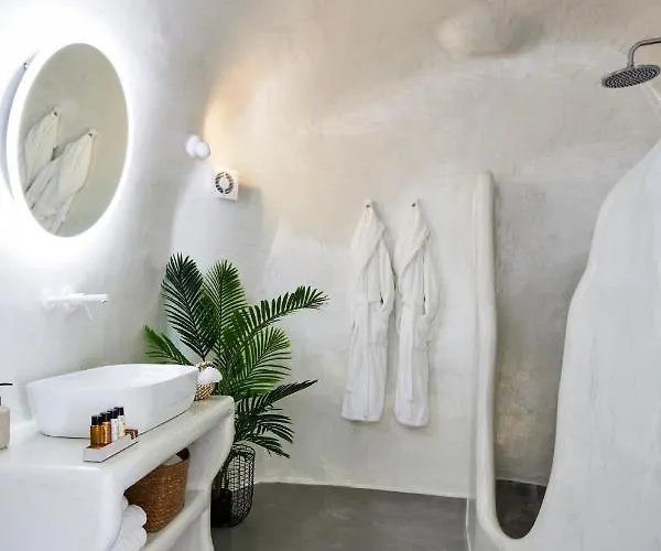 U & Me Fira (Santorini)