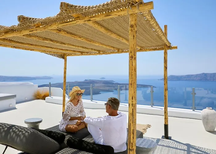 U & Me * Fira (Santorini)