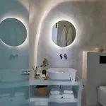 Otel U & Me *