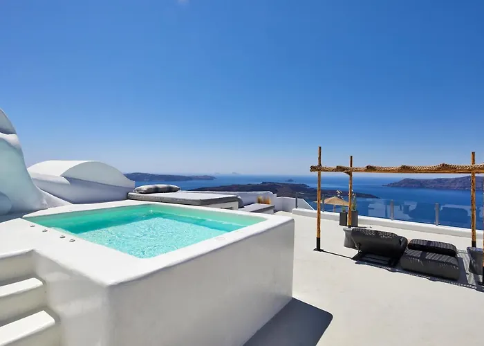 U & Me Fira (Santorini)