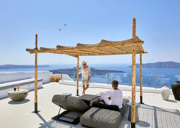 U & Me Hotel Fira (Santorini)